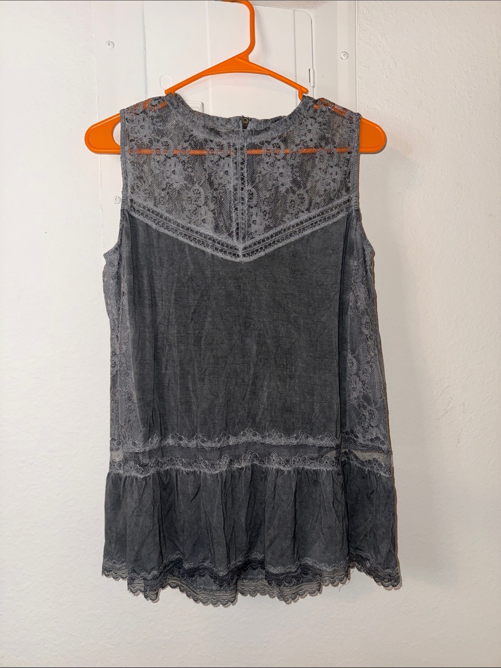 POL sleeveless BoHo Lace Yoke Tunic - Charcoal Gray